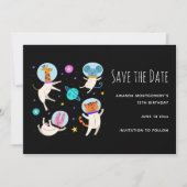 Niedliche Astronautentiere schwimmen im Weltraum Save The Date (Vorderseite)