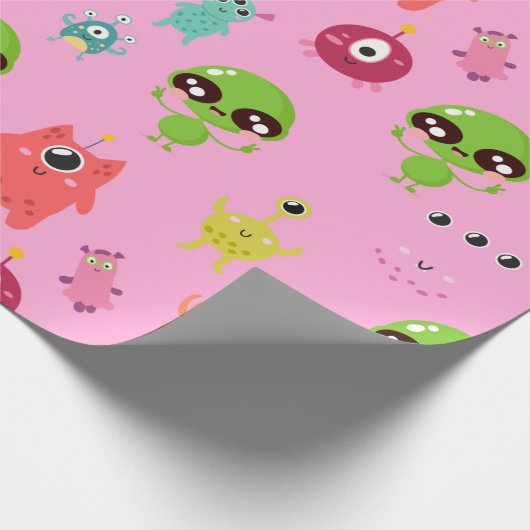 Niedliche Außerirdischen für Weltraum Geschenkpapier (Ecke)