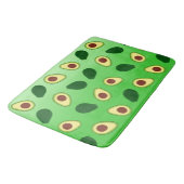 Niedliche Avocados-Scheiben Sommergrüne Gradienten Badematte (Schrägansicht)