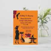 Niedliche Baby Brewing Hexenschuh Pumpkin Baby Dus Einladung (Stehend Vorderseite)