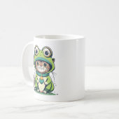 Niedliche Baby-Katze mit Froschhut Kaffeetasse (Vorderseite Links)
