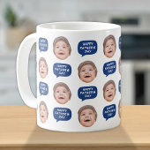 Niedliche Baby-Kinder sehen sich Foto für Vater Kaffeetasse