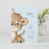 Niedliche Baby Leopard Babydusche Einladung (Stehend Vorderseite)