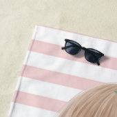 Niedliche Babytramaid, Streifen Strandtuch (Beispiel)