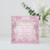 Niedliche Babywäsche und Blume Babydusche Einladung (Stehend Vorderseite)