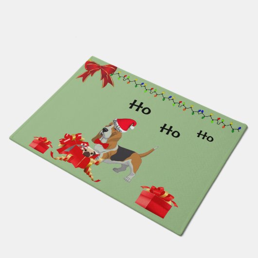Niedliche Basset Hound Weihnachtsmatte Fußmatte (Schrägansicht)