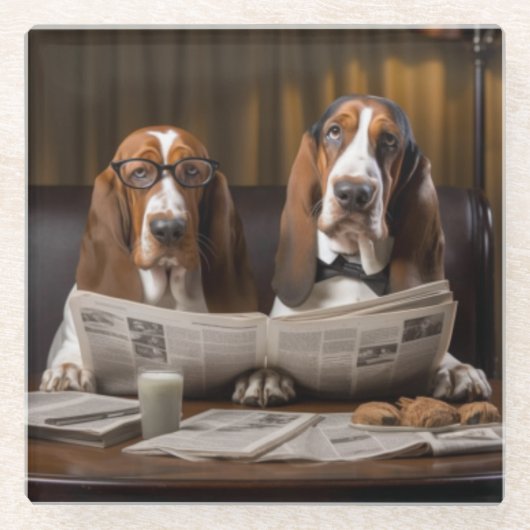 Niedliche Basset-Hunde beim Lesen einer Zeitung Glasuntersetzer (Vorderseite)