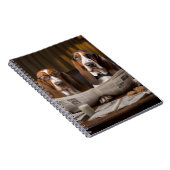 Niedliche Basset-Hunde beim Lesen einer Zeitung Notizblock (Rechte Seite)