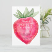 Niedliche Beere Erstgeburtstag Wasserfarbe Erdbeer Einladung (Stehend Vorderseite)