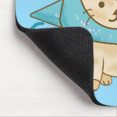 Niedliche Beige Katze in Haikostüm Aqua-Meer thema Mousepad (Ecke)