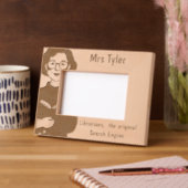 Niedliche Bibliothekarin Geätzte Rahmen (Links)