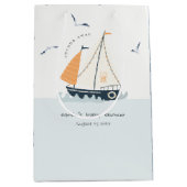 Niedliche blaue Sailboat Pastel Babydusche Mittlere Geschenktüte (Vorderseite)