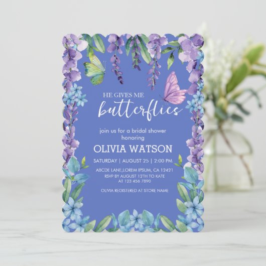 Niedliche Blume, gibt er mir Schmetterlinge Brautp Einladung (Stehend Vorderseite)