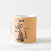 Niedliche braune Ratte hält Cartoon hoch Kaffeetasse (Vorderseite Links)