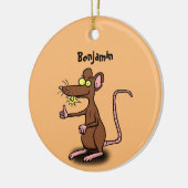 Niedliche braune Ratte hält Cartoon hoch Keramik Ornament (Links)