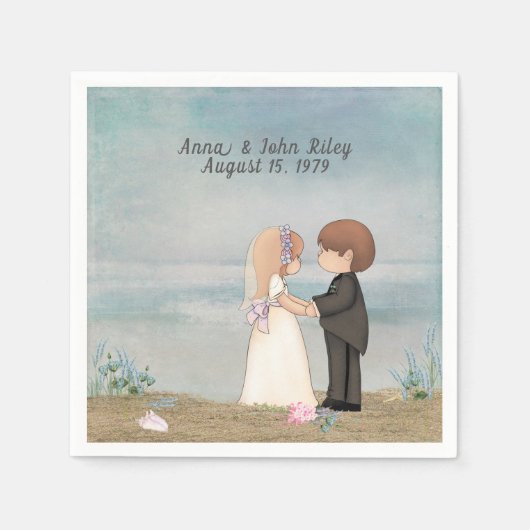 niedliche Braut und Bräutigam am Strand Serviette (Vorderseite)