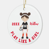 Niedliche Brünette Girl Soccer Personalisierte Wei Keramik Ornament (Links)