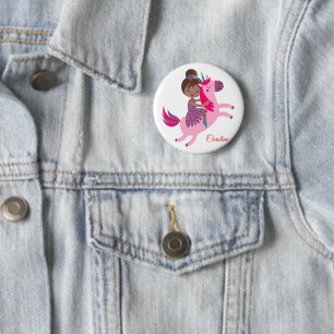 Niedliche Brünette Hair Riding on a Unicorn Button