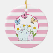Niedliche Bunnies mit Frühlingsmessen und Schmette Keramik Ornament (Hinten)