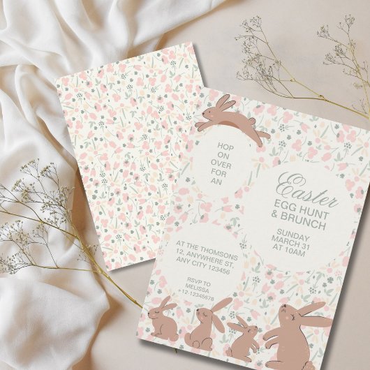 Niedliche Bunnies und Frühjahrsblüten Ostereierjag Einladung