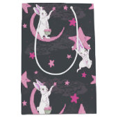 Niedliche Bunnies und rosa Sterne Mittlere Geschenktüte (Vorderseite)