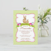 Niedliche Bunny Rabbit Baby Shower Einladungen (Stehend Vorderseite)