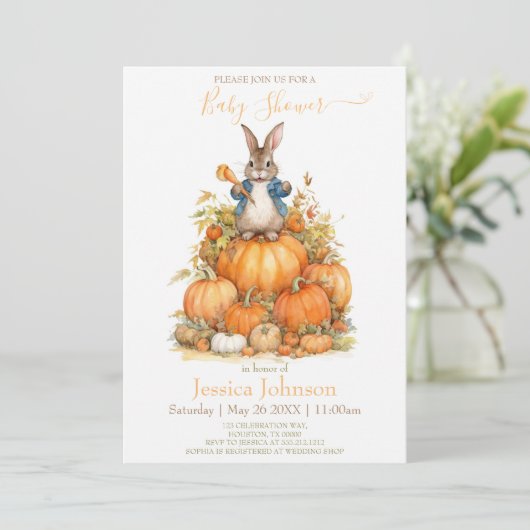 Niedliche Bunny und Kürbis Herbst Babydusche Einladung (Stehend Vorderseite)