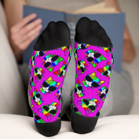 NIEDLICHE, bunt Coole Regenbogenkatzen auf Hot Pin Socken (Unterseite)
