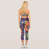 Niedliche bunte Daisy Blume Botanisches Muster gür Capri Leggings (Rückseite)