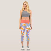 Niedliche bunte Daisy Blume Botanisches Muster gür Capri Leggings (Vorderseite)