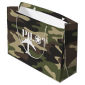 Niedliche Camouflage Pilot Typografie, personalisi Große Geschenktüte (Rückseite Schrägansicht)