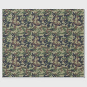 Niedliche Camouflage - Waldfläche grün Geschenkpapier (Flach)