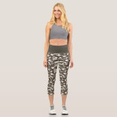 Niedliche Camouflage Weiß und Grün Capri Leggings (Vorderseite)