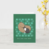 Niedliche Capybara und Tuxedo Katze Sie sind die b Karte (Gelbe Blume)