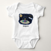 Niedliche Cartoon-Illustration über Fische im Welt Baby Strampler (Vorderseite)