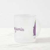 Niedliche Cartoon-Illustration von Auberginen Mattglastasse (VorderseiteRechts)