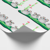 Niedliche Cartoon Mäuse auf Gras mit Blume Geschenkpapier