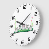 Niedliche Cartoon Mäuse auf Gras mit Blume Große Wanduhr (Winkel)