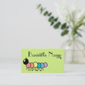 Niedliche Cartoon-Raupen (Gras-Grün-Hintergrund) Visitenkarte (Stehend Vorderseite)