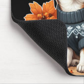 Niedliche Chihuahua im Sweater mit Pumpkins Mousepad (Ecke)