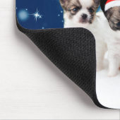 Niedliche Chihuahua Welpen mit Weihnachtsmannmütze Mousepad (Ecke)