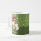 Niedliche Cogingcore-Maus Red Mushroom House Green Kaffeetasse (Vorderseite Links)