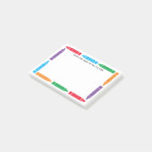 Niedliche Crayon-Grenze vom Schreibtisch des Lehre Post-it Klebezettel (angewinkelt)