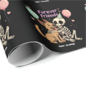 Niedliche Creepy Skeleton Hugging German Shepherd  Geschenkpapier (Rolleneckpunkt)