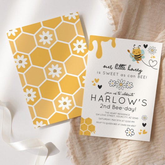 Niedliche Daisy Sweet wie Honey Bee Birthday Einladung