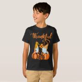 Niedliche dankbare Nomaden für Herbst oder Hallowe T-Shirt (Vorne ganz)