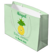 Niedliche Darstellung des Cartoon von Ananas Große Geschenktüte (Rückseite Schrägansicht)