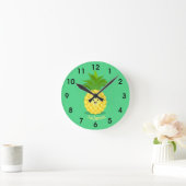Niedliche Darstellung des Cartoon von Ananas Runde Wanduhr (Zuhause)