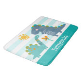 Niedliche Dinosaurier Boy Blue Stripes Name Fun Ka Badematte (Schrägansicht)