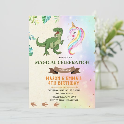 Niedliche Dinosaurier-Einhorn-Party Einladung (Stehend Vorderseite)
